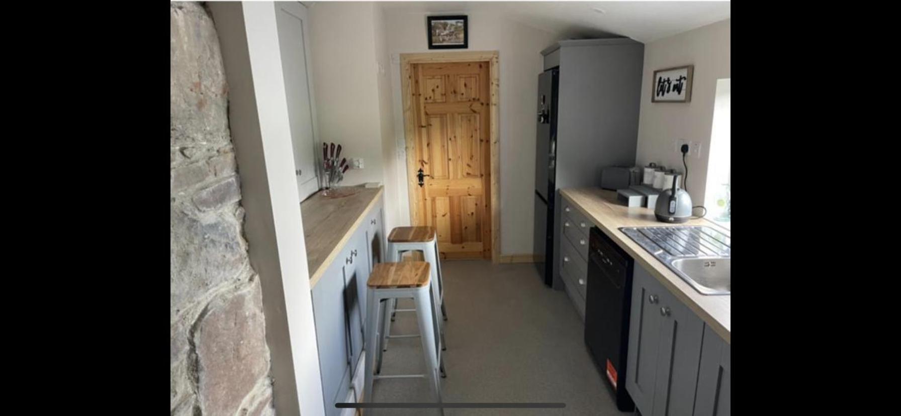 Kate'S Cottage Westport Bagian luar foto